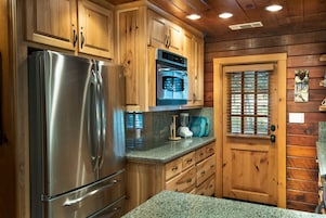 Chalet (3 Bedrooms) | Interior