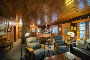 Chalé (3 Bedrooms) | Parte interna