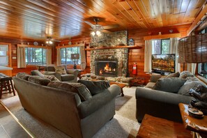 Chalet (2 Bedrooms) | Innenbereich