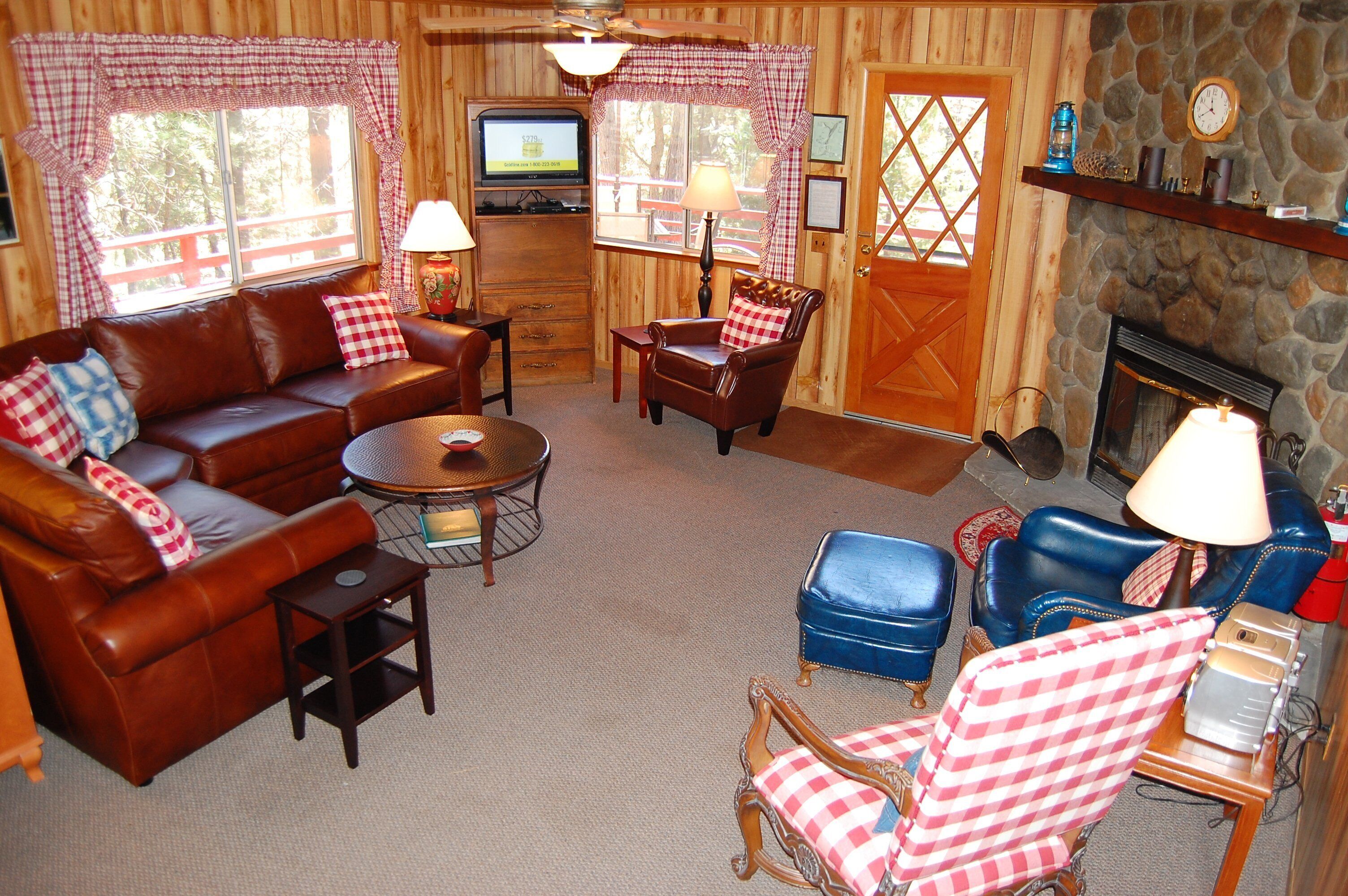 Chalet (3 Bedrooms) | Interior