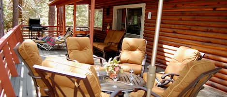 Chalet (2 Bedrooms) | Interior