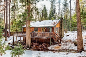 Chalet (2 Bedrooms) | Interior