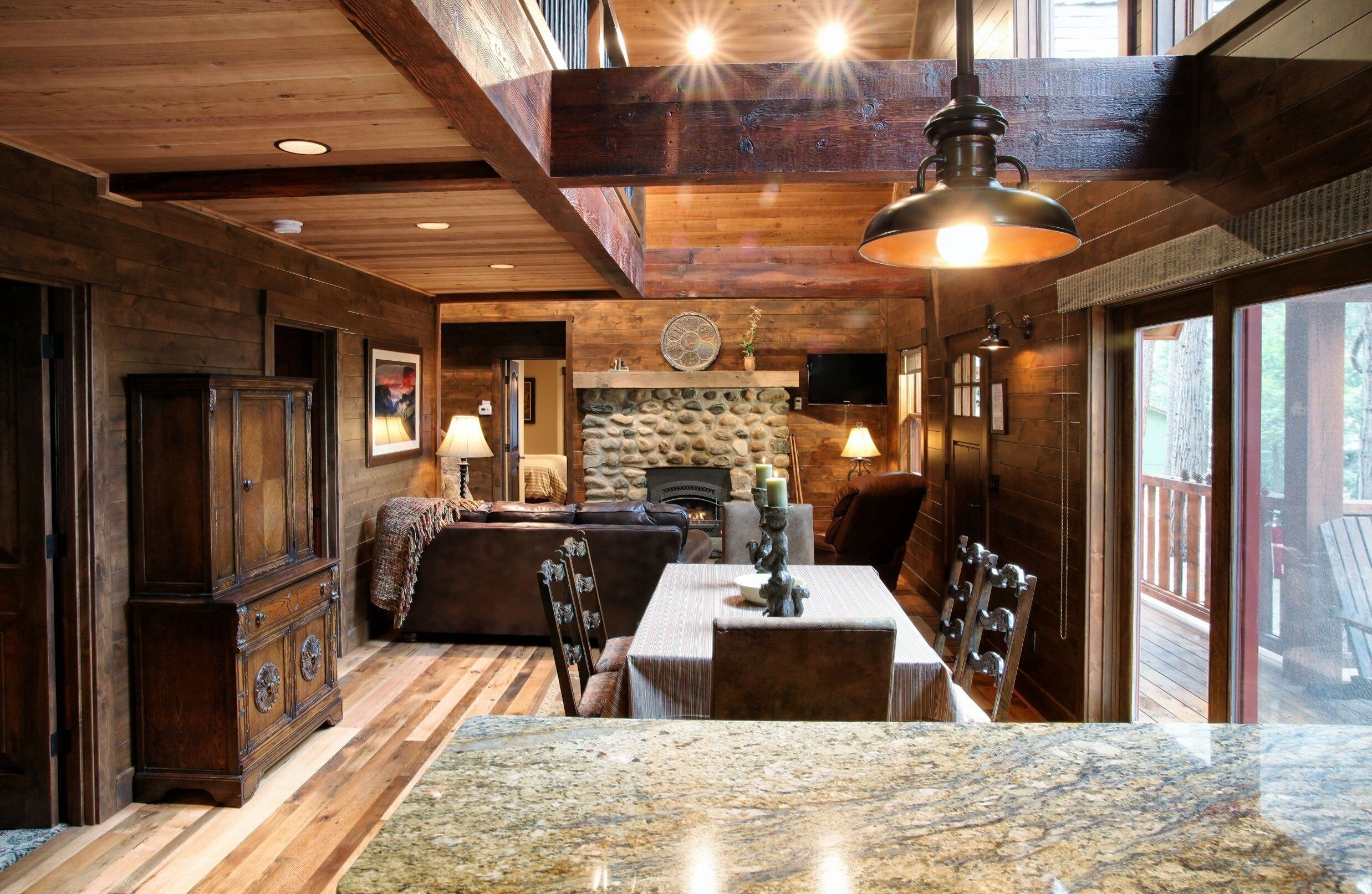 Chalet (3 Bedrooms) | Interior