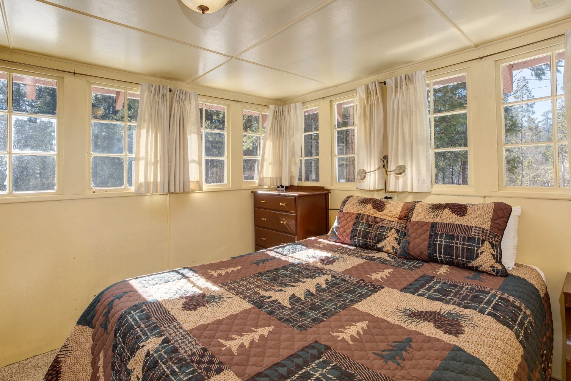 Chalet (3 Bedrooms) | Interior