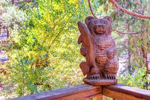 Interior - Cedar Lodge (Yosemite National Park)