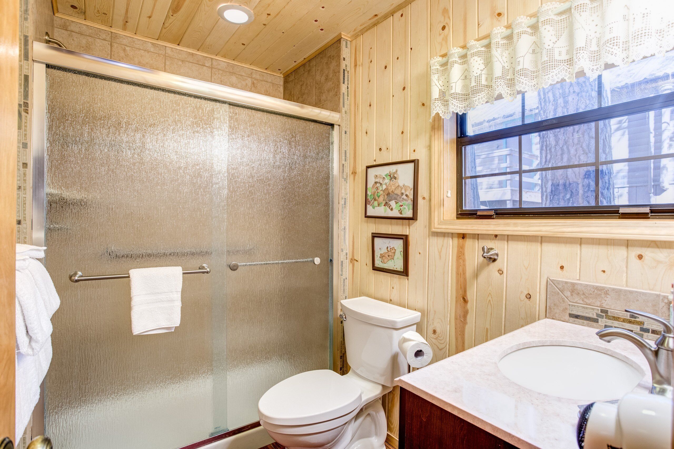 Chalet (1 Bedroom) | Interior