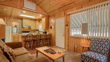 Chalet (1 Bedroom) | Interior