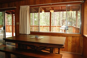 Chalet (2 Bedrooms) | Interior - Harmony Villa (Yosemite National Park)