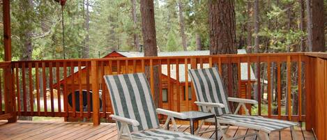 Chalet (2 Bedrooms) | Interior