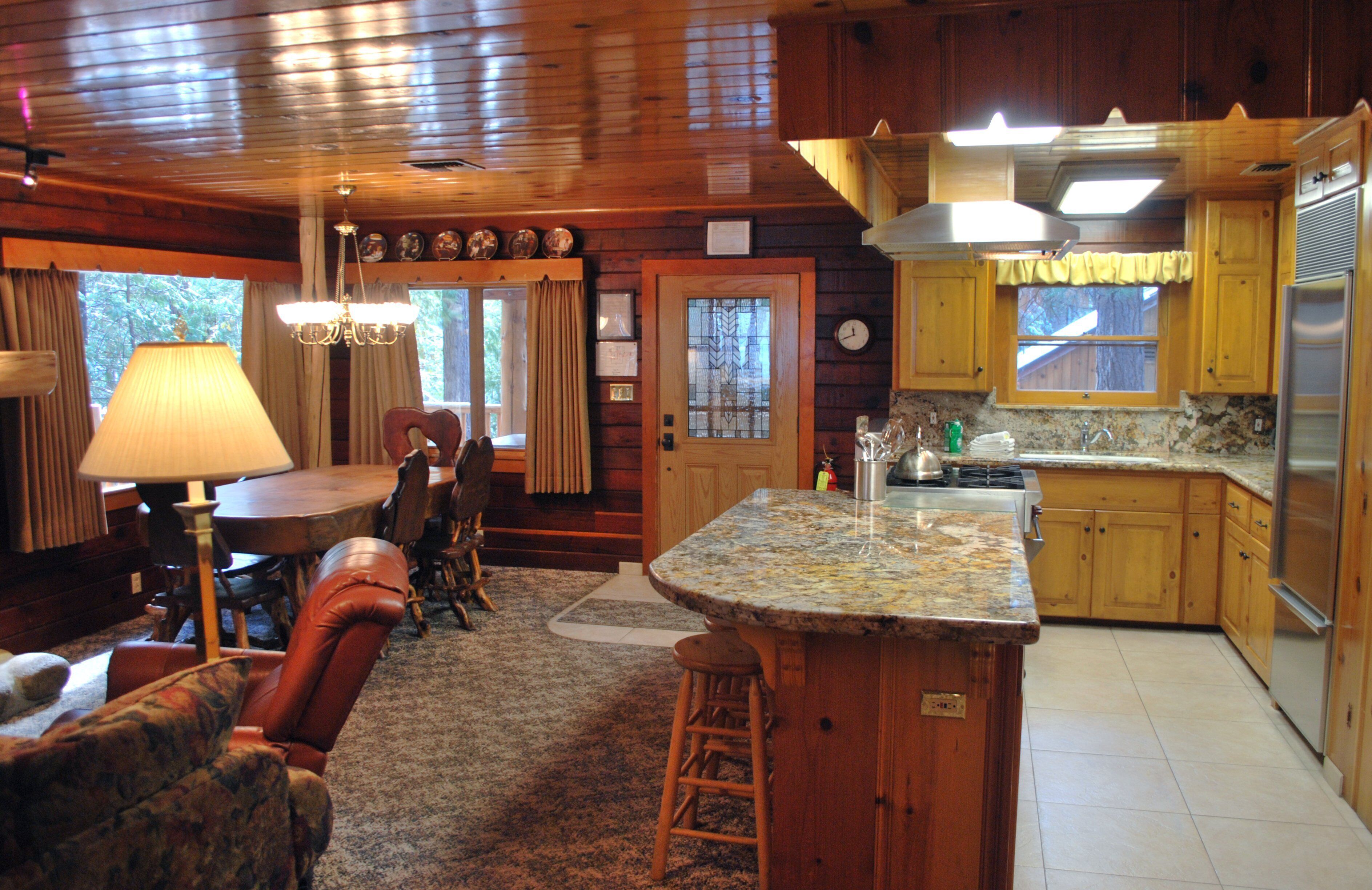 المنشأة من الداخل