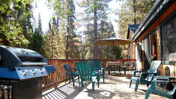 Chalet (3 Bedrooms) | Interior