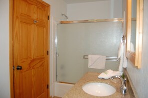 Interior - 9N Fox Hollow (Yosemite National Park)