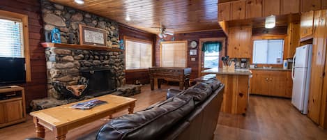 Chalet (2 Bedrooms) | Intérieur