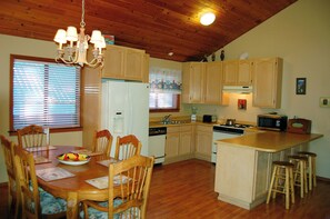 Interior - Edmond's Place (Yosemite National Park)