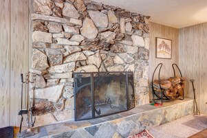 Chalet (2 Bedrooms) | Interior