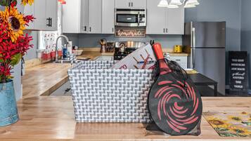 House (2 Bedrooms) | Interior