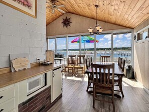 Interior - Twin Sails Cozy Atlantic Ave Retreat in Wells (Wells)