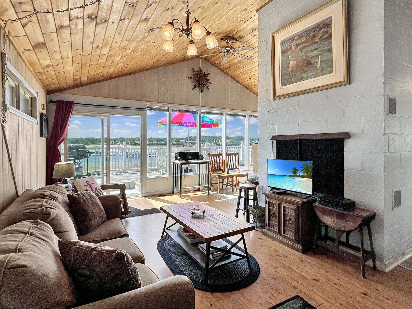 House (2 Bedrooms) | Interior