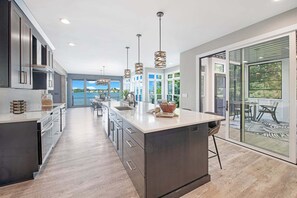 Interior - Sterling on Strawpocket (Mooresville)