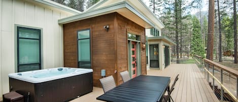 Chalet (6 Bedrooms) | Interior