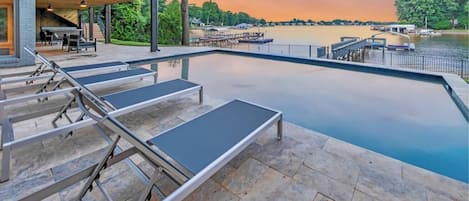 Casa (6 Bedrooms) | Vista frontal de la propiedad