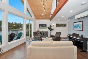 House (3 Bedrooms) | Interior - Lakefront Escape Fire Pit, Pets & Amazing Views (Stanwood)