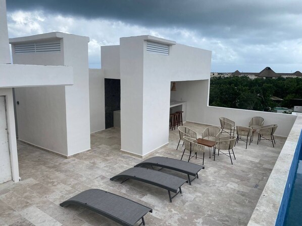 LĂ€genhet - 2 sovrum | Restaurang utomhus