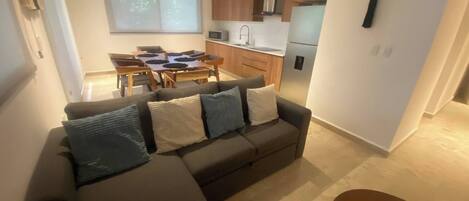 Apartment, 2 Bedrooms | Living room