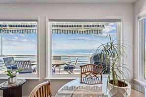 Interior - Laguna Beach Oceanfront | St. Ann’s Beach | Private Beach Stairs to Sand! (Laguna Beach)