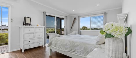 5 makuuhuonetta, Wi-Fi, vuodevaatteet