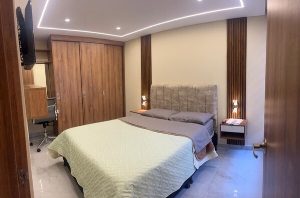 3 dormitoris, wifi i roba de llit 