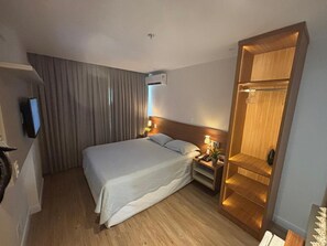 1 bedroom, desk, iron/ironing board, free WiFi - Campos Apart-Transamérica Executive LUXURY 7 - A (Campos dos Goytacazes)