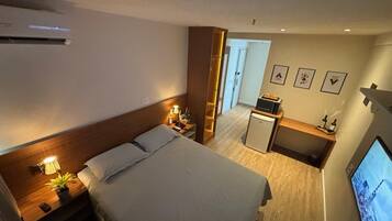 1 bedroom, desk, iron/ironing board, free WiFi