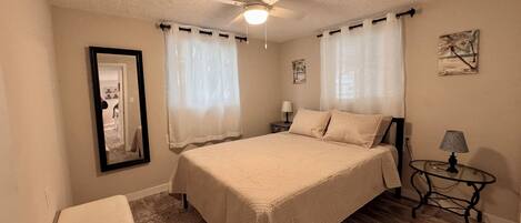 WiFi, bed sheets, wheelchair access