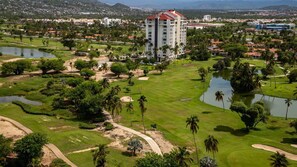 Deluxe Golf View King All Inclusive | Golf view - Princess Mundo Imperial All Inclusive (Acapulco)