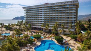 Deluxe Ocean View King All Inclusive | Beach/ocean view - Princess Mundo Imperial All Inclusive (Acapulco)