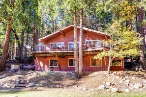 Chalet (5 Bedrooms) | Front of property - River Lodge (Yosemite National Park)
