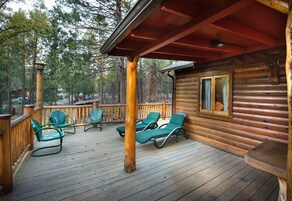 Chalet (2 Bedrooms) | Interior