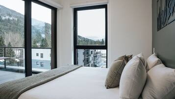 Condo, Mountain View | Free WiFi, bed sheets