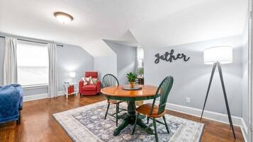 House (1 Bedroom) | Interior