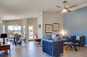 Interior - La Costa Chandler (Chandler)