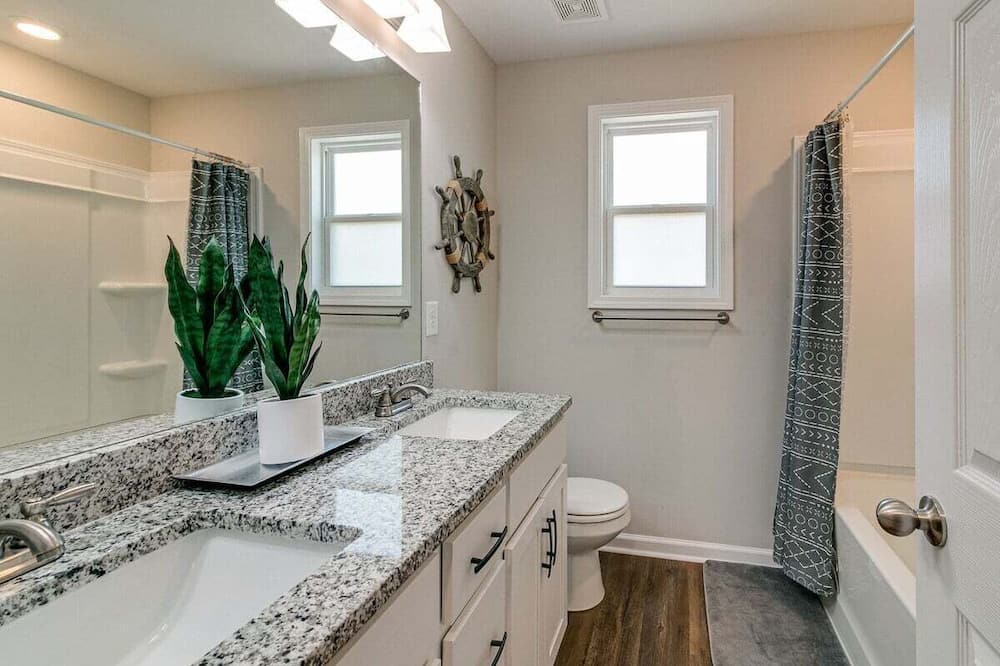 Unit #A 1010 Franklin St - Clarksville, TN