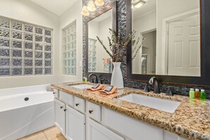 Interior - Augusta Chandler (Chandler)
