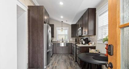 Unit #5 638 Madison St