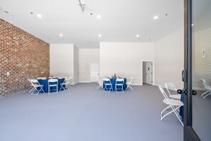 Interior - The Spot 281 Liberty Pkwy (Clarksville)