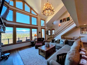 Interior - MM1 Luxury Home, Walk to Mount Washington Hotel! AC, Heated Floor, Stunning Views Pool Gym! (Bretton Woods)
