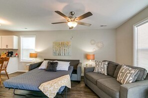 Interior - Unit #B 1010 Franklin St (Clarksville)