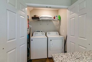 House (4 Bedrooms) | Interior - Unit #B 1010 Franklin St (Clarksville)