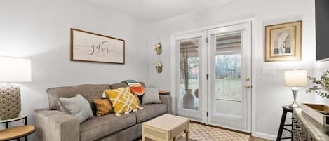 House (1 Bedroom) | Interior