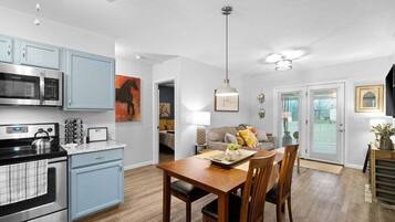 House (1 Bedroom) | Interior
